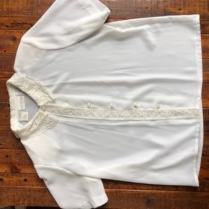 Christie and Jill Woman's Short Sleeve Blouse